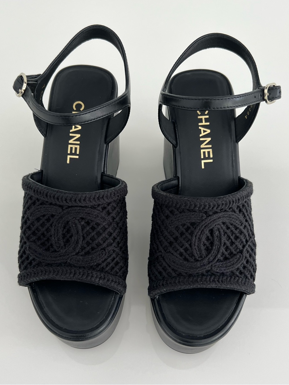 CHANEL 25P BLACK WEDGE SANDALS SIZE FR 38 / US 8 NIB! - Picture 9 of 17
